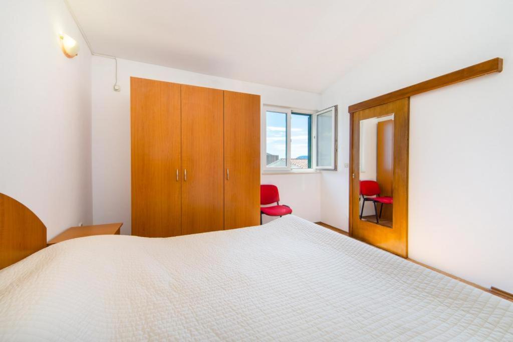 Apartments Slavena Gradac  Eksteriør bilde