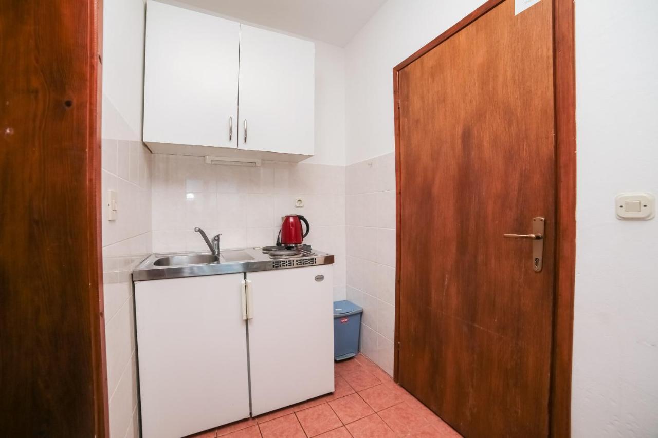 Apartments Slavena Gradac  Eksteriør bilde