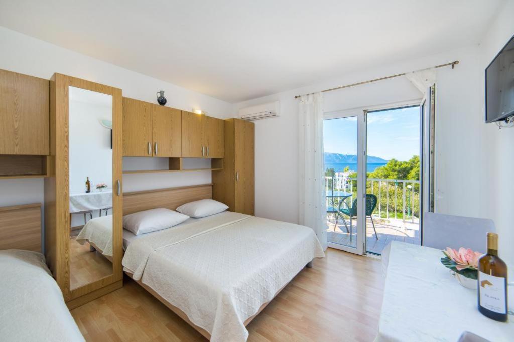 Apartments Slavena Gradac  Eksteriør bilde