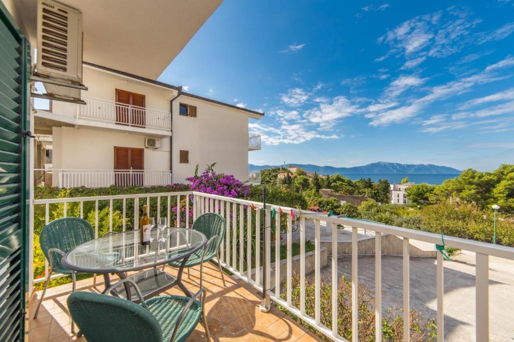 Apartments Slavena Gradac  Eksteriør bilde