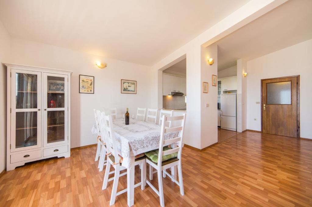 Apartments Slavena Gradac  Eksteriør bilde