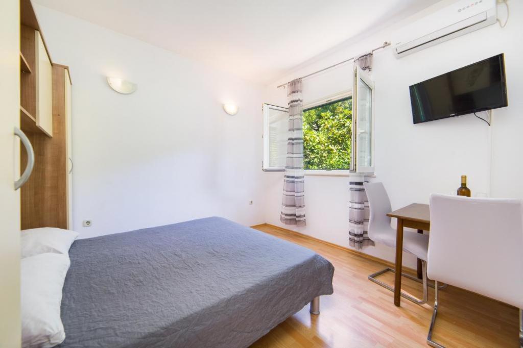 Apartments Slavena Gradac  Eksteriør bilde
