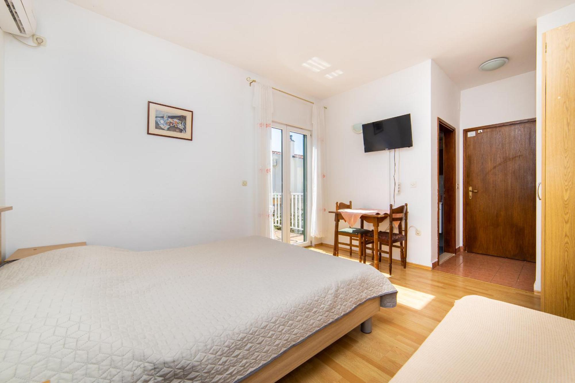 Apartments Slavena Gradac  Eksteriør bilde