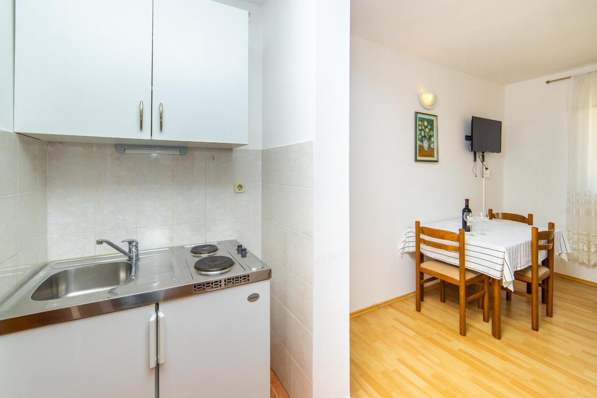 Apartments Slavena Gradac  Eksteriør bilde
