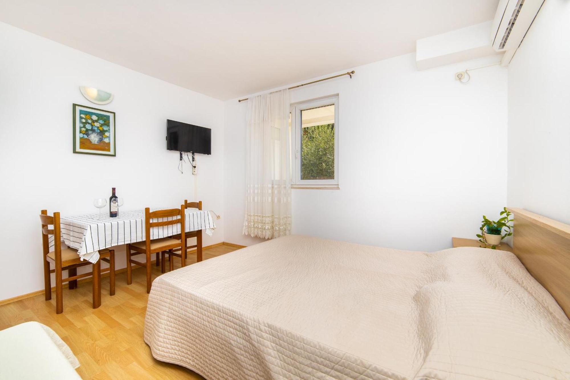 Apartments Slavena Gradac  Eksteriør bilde